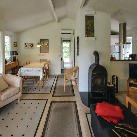 Three-bedroom Holiday In *