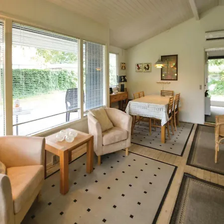 Three-bedroom Holiday In Vakantiehuis Egå