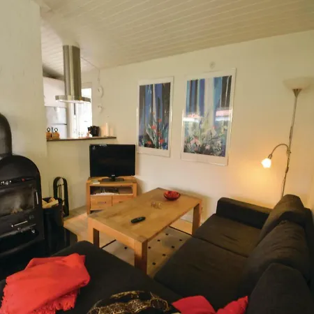 Three-bedroom Holiday In * Egå